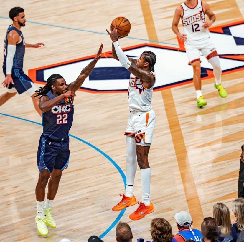 雷霆2-0太阳！第三节崩成分水岭NBA季后赛西部首轮G2，雷霆主场120-107