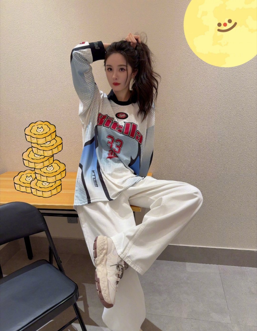 想了半天漂亮话发现最漂亮的是你杨幂 宝宝中秋快乐 ！！ ​​​
