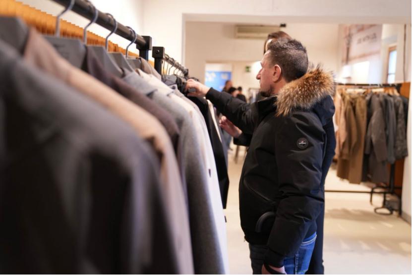 Pitti Uomo场外暗号：男装正在告别“紧绷体面”！
Pitti Uomo的