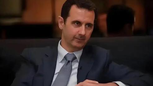 从萨达姆到卡扎菲，再到阿萨德，几乎每个中东强人都高举“反美”大旗，仿佛自己是民族