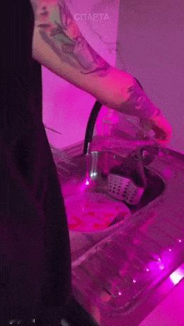 谁说指甲长不能做家务？转给女朋友看看 