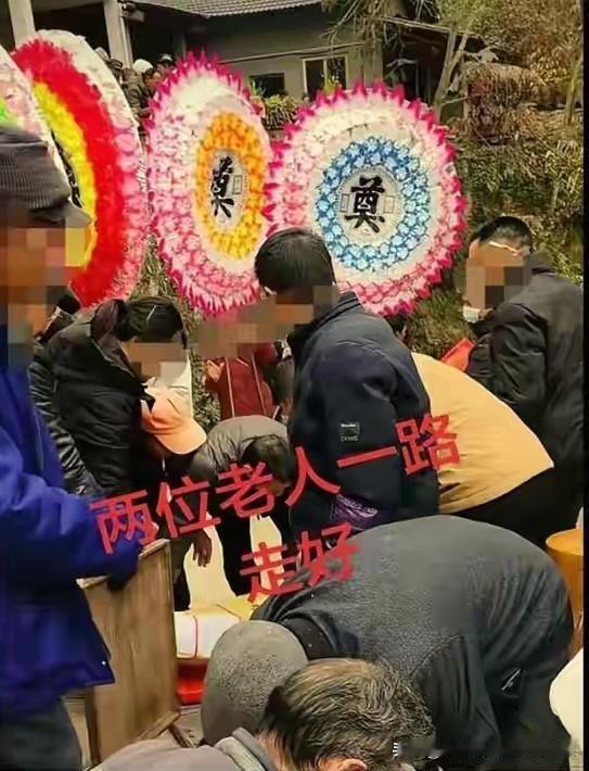 重庆石柱七旬夫妇遇害案追踪：邻里纠纷引悲剧，警方介入调查

12月18日，重庆石
