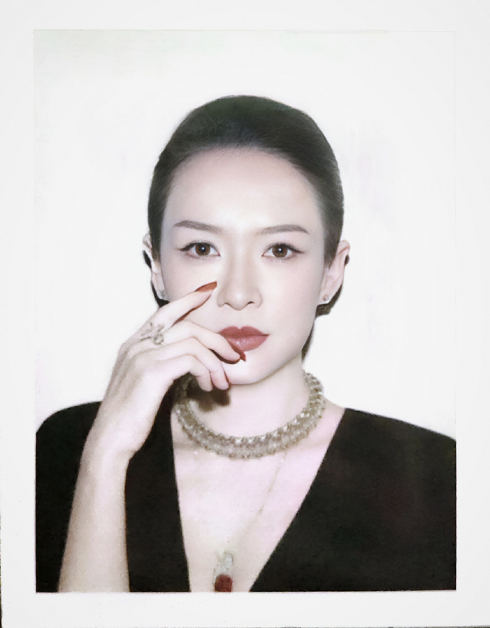 章子怡撕拉片，女皇气质在溢出 ​​​