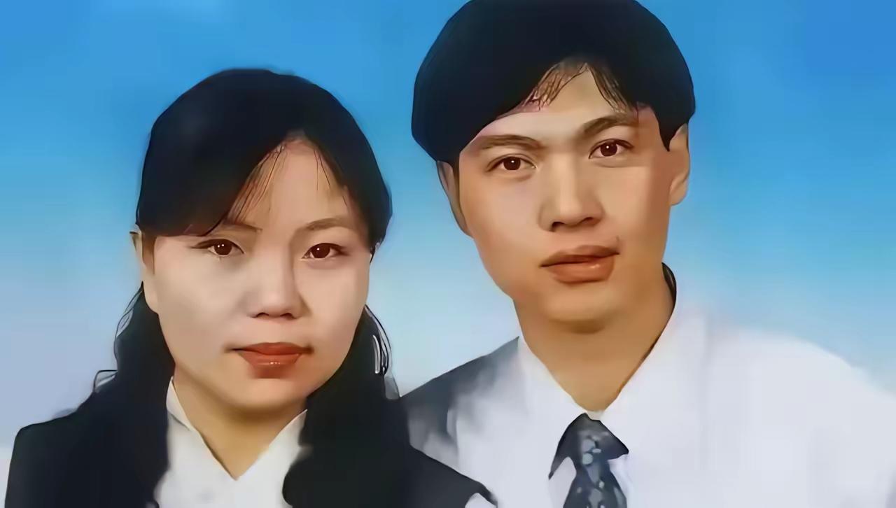 [月亮]河北1女子嫁给1老师为妻，孩子出生三个月，丈夫突然说:“老婆，我希望你供