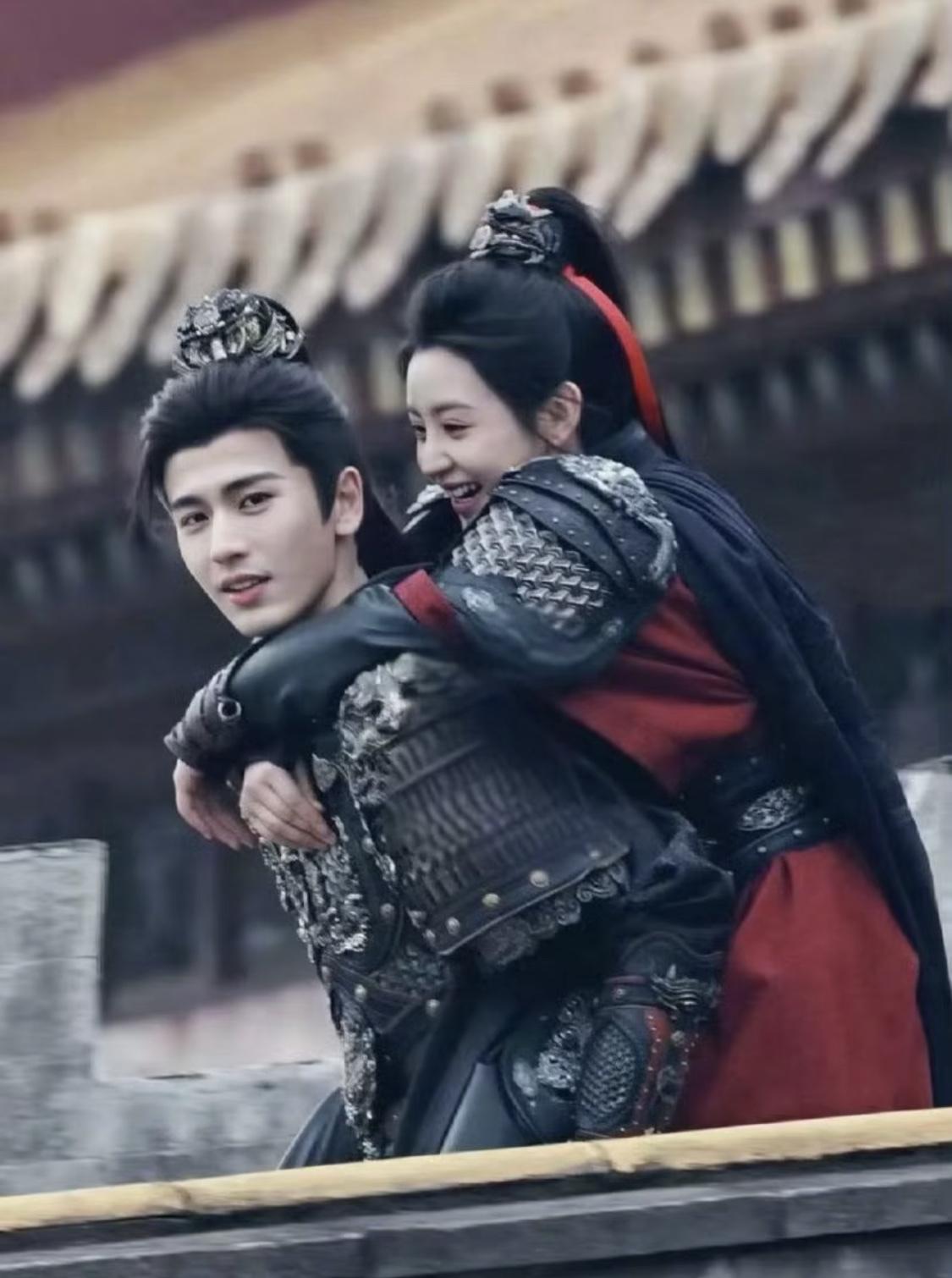 《逐玉》谢征和长玉分开的时候，谢征掐断了路边的嫩芽，让长玉等他一年。

 原著中