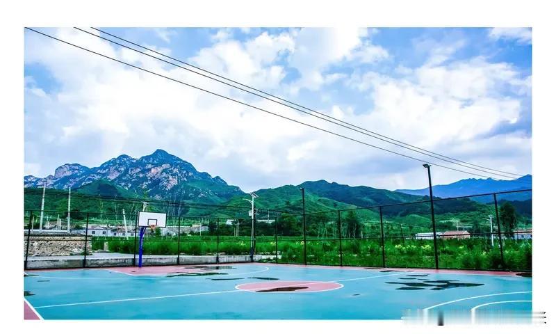 密云二中篮球队36年间，累计拿下32次北京市高中男篮正式赛事总冠军，是北京市级高