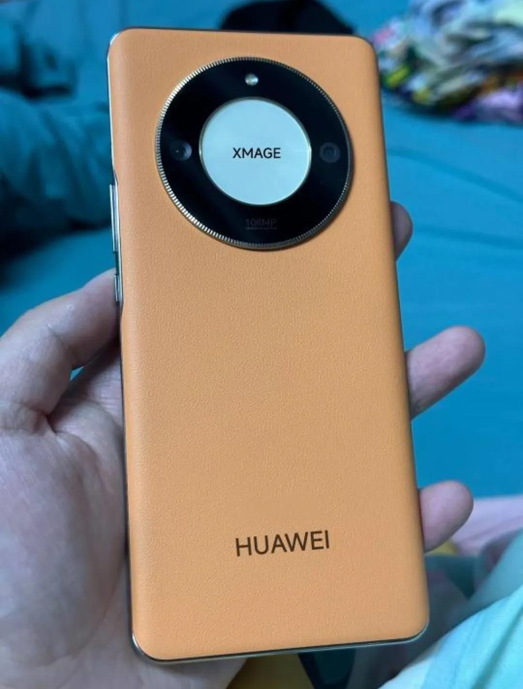 有网友在问，这次的mate60系列，还会不会出mate60E这一款，毕竟对他来说