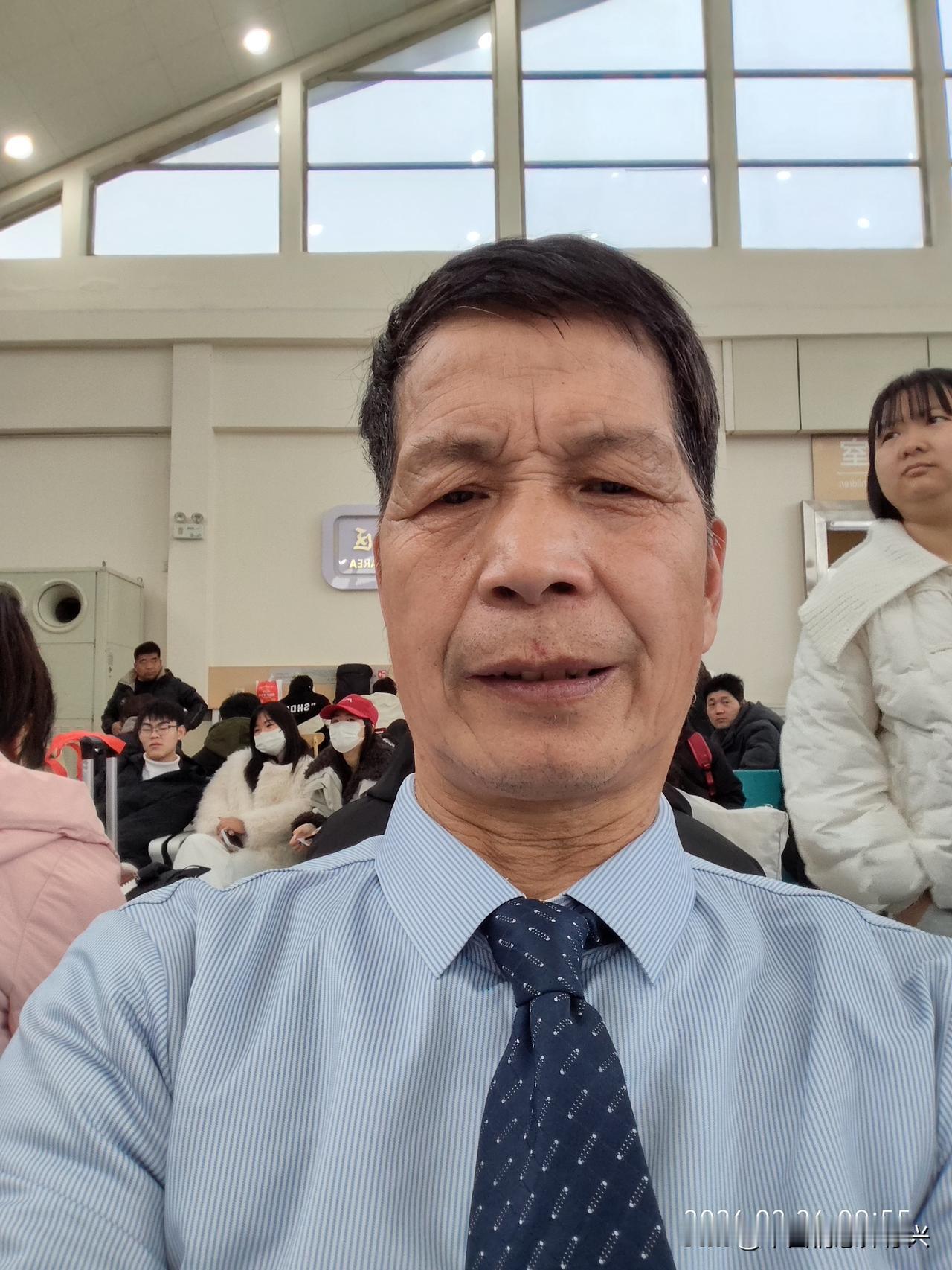 我是河北沙河人乔存兴，大女儿叫乔瑞羽，名字里藏着对乔羽先生的敬意。
 
很多人不