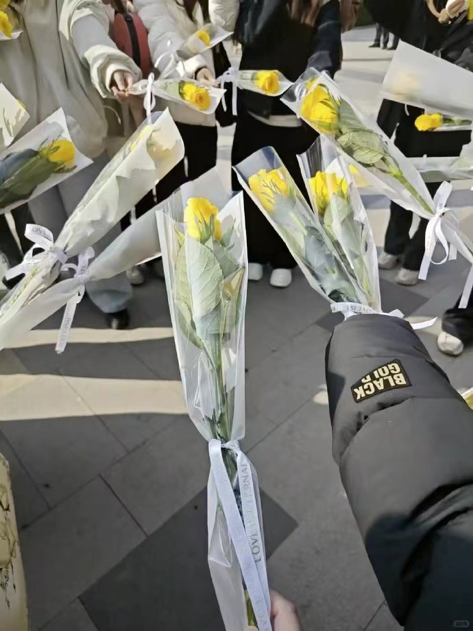 田栩宁f1现场人气田栩宁f1现场图田栩宁f1现场图，田栩宁f1现场人气，谁懂这个