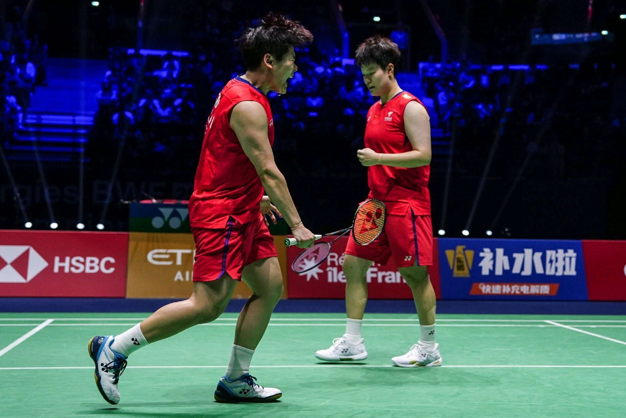刘圣书/谭宁🇨🇳 21-14、21-12 🇨🇦杰基·登特/克里斯托·赖下