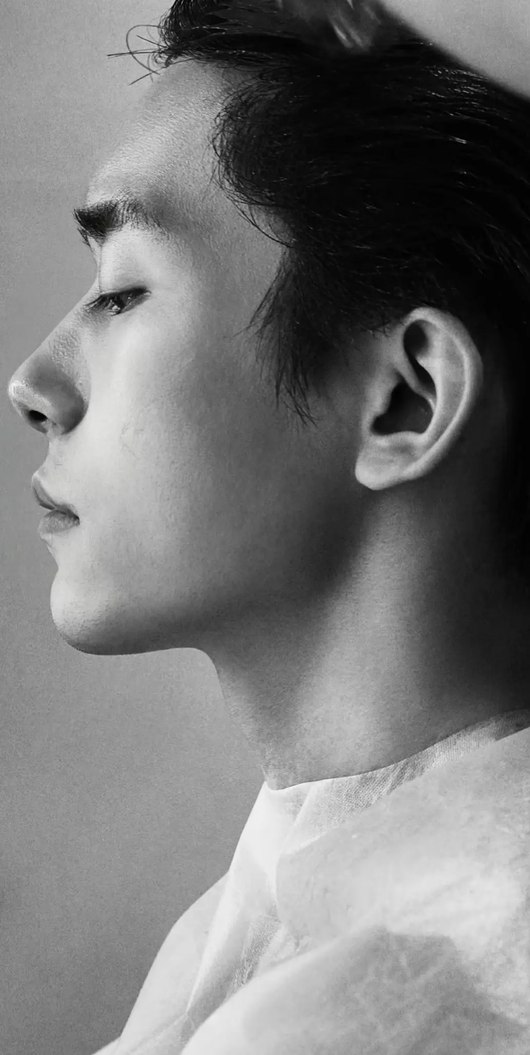 权威男人=有张帅脸 有自己的风格 有内核 有实力 有人品 有品味 字写...