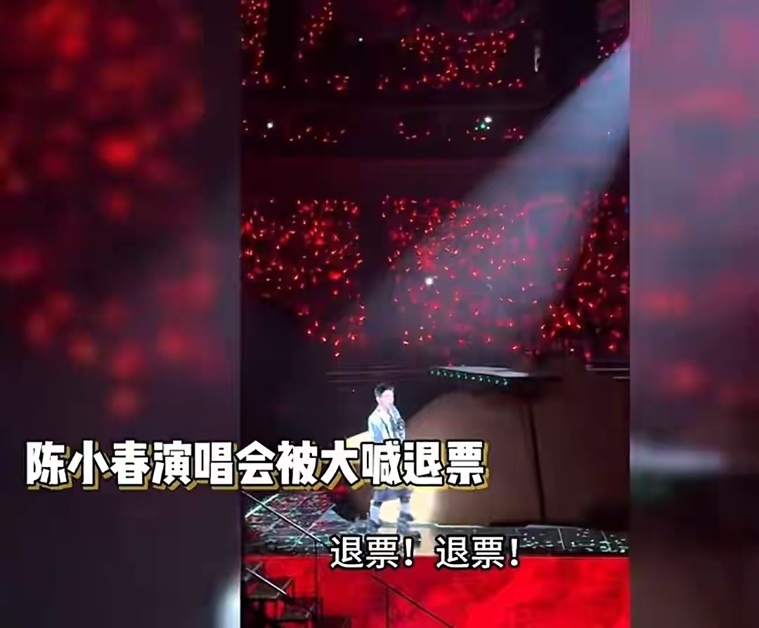 不卖惨、不推诿、不装瞎！应采儿陈小春夫妻联手，给内娱上了一课 