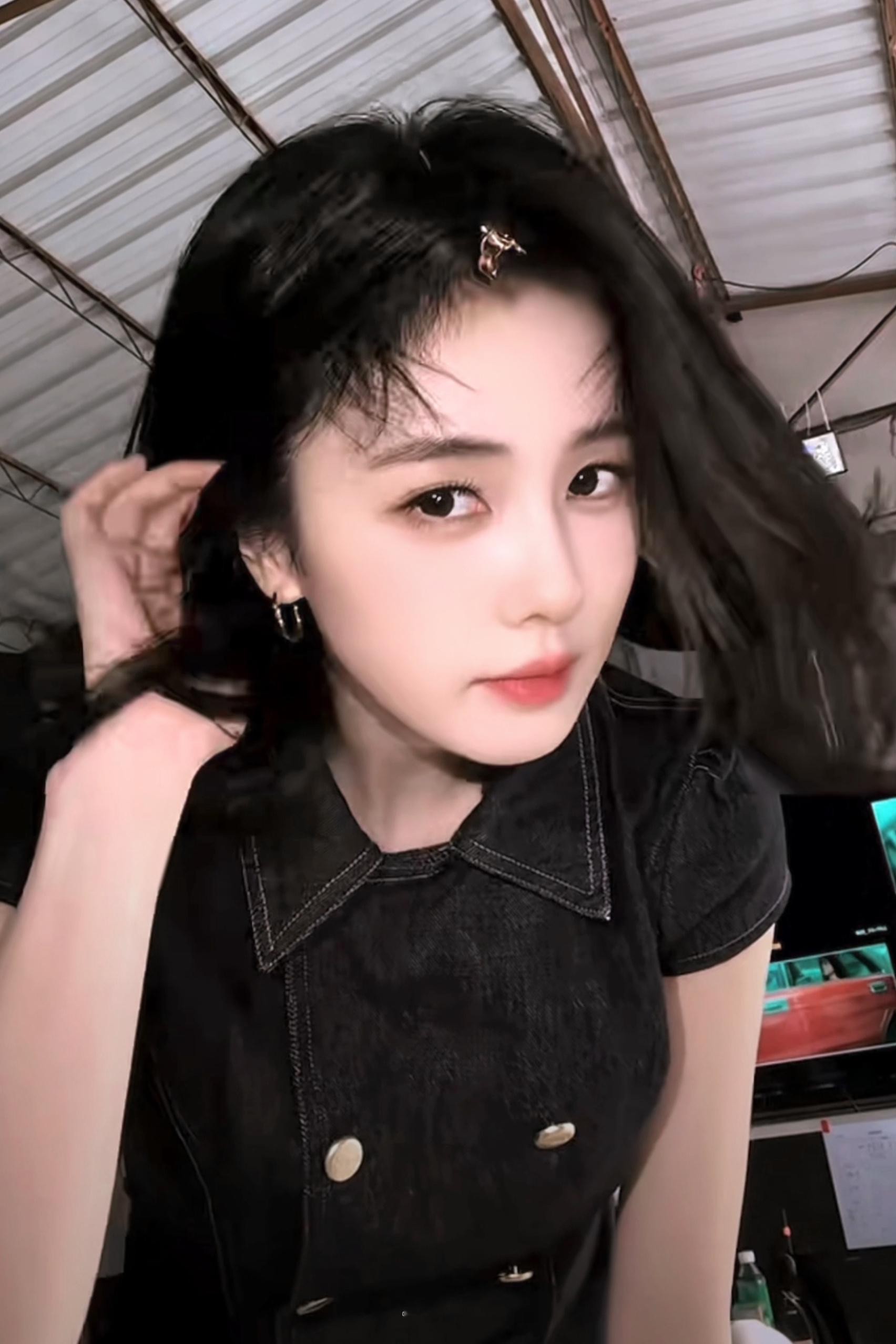 白鹿 🥀白鹿 🥀白鹿王韵娜 🥀💞原野百花盛放，满心偏爱只赠予你一人💞