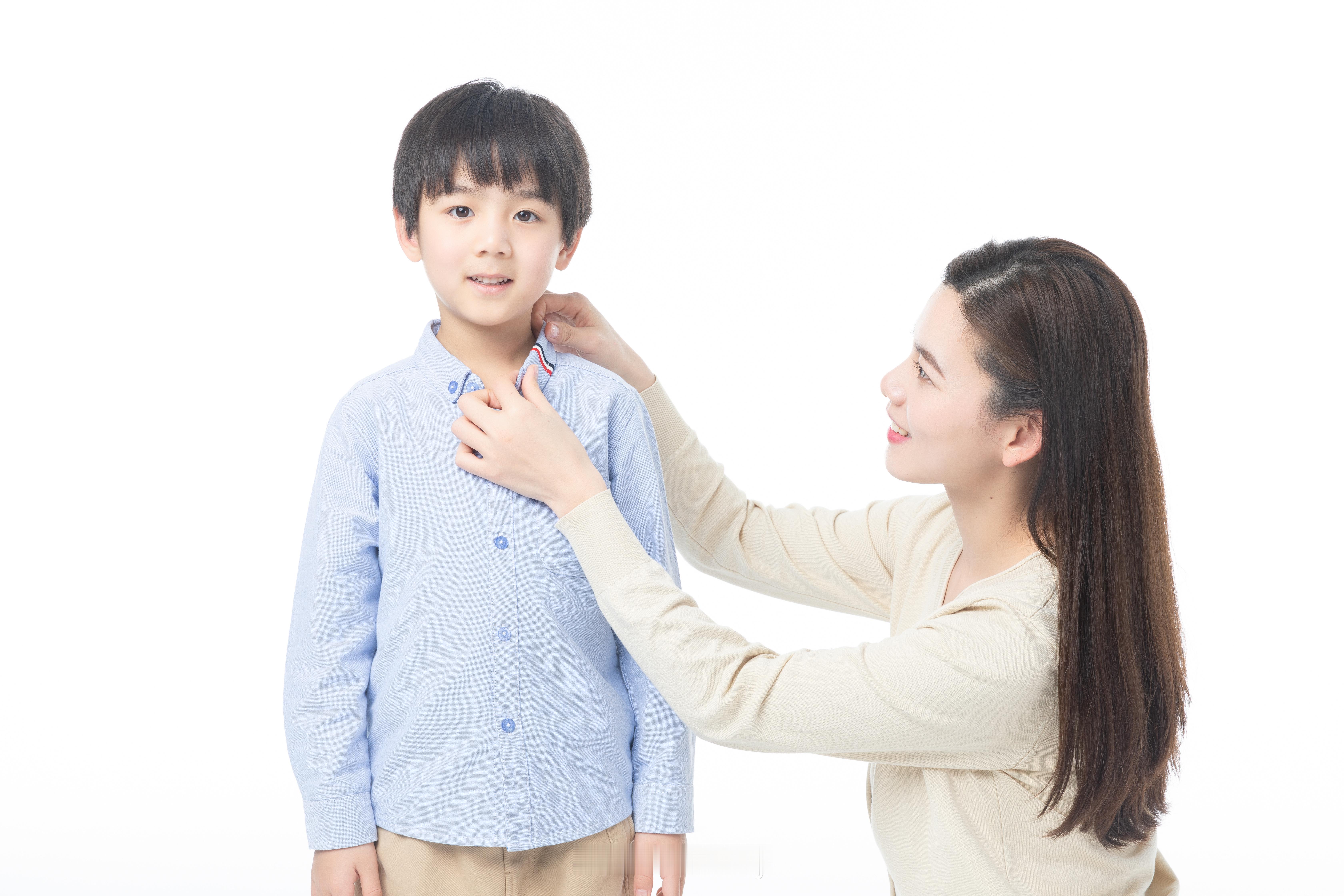 女装模特能不能多用些普通人 其实有的时候买衣服，模特身上的根本就没参考性，因为普