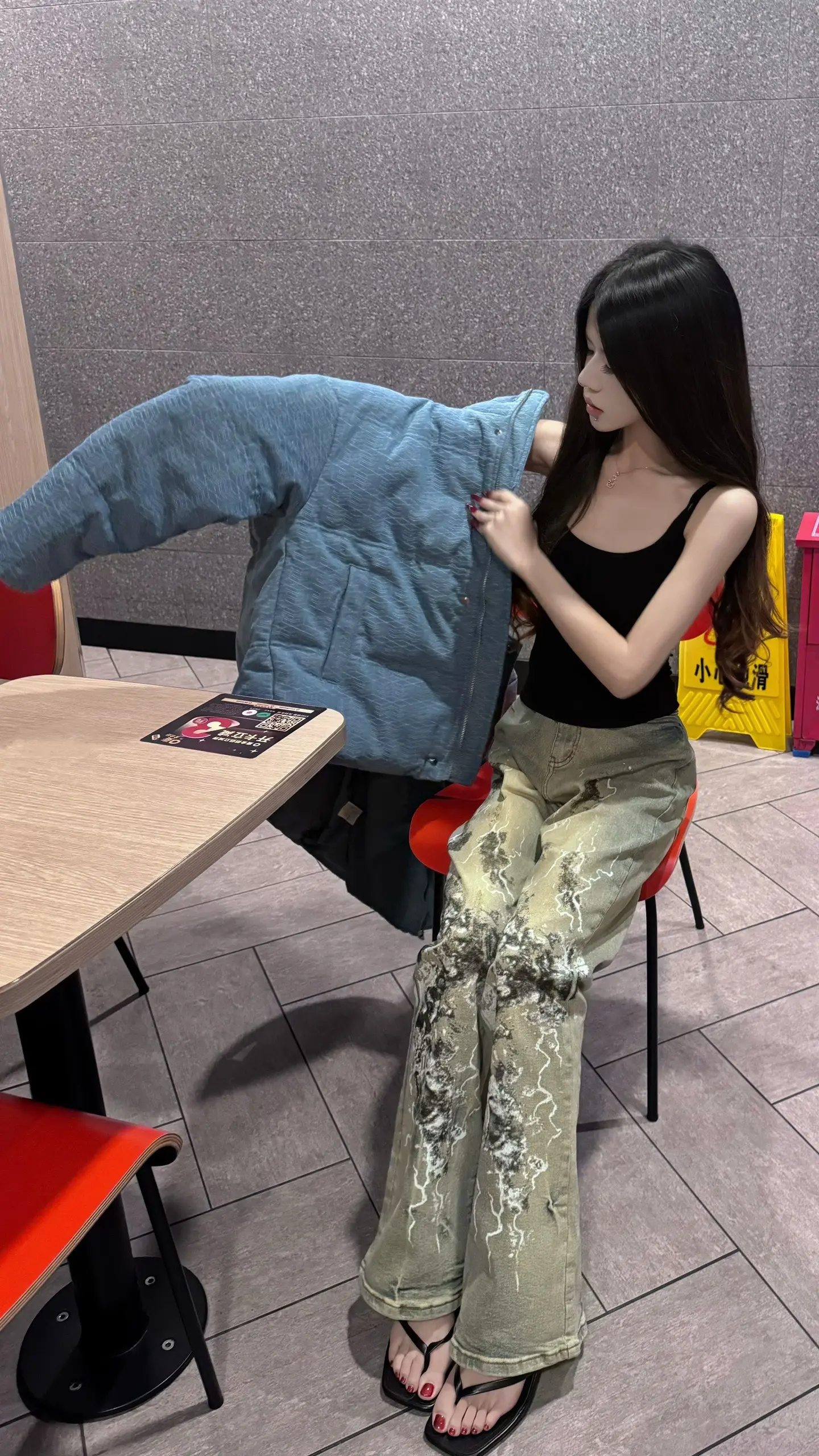 直到看到你幸福的足迹 我再也没有视奸的勇气