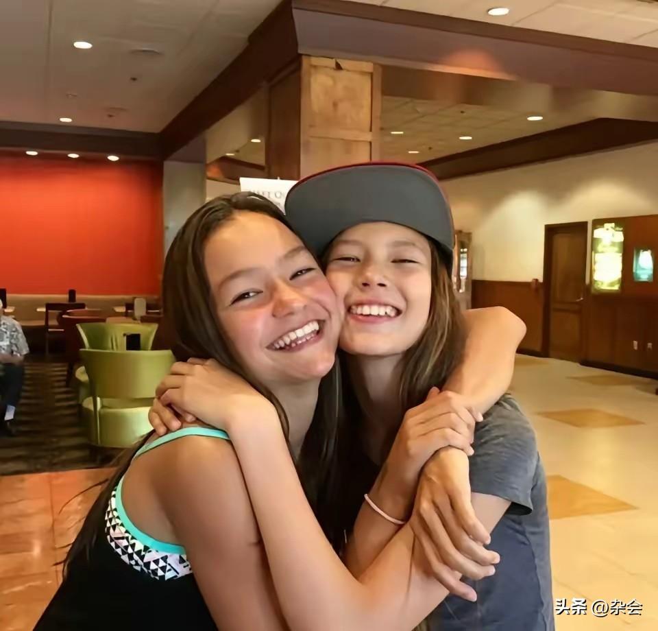 考古谷爱凌小时候～
从小就是头像级别的神颜！
和奶奶的感情太好哭了，每年不变的生