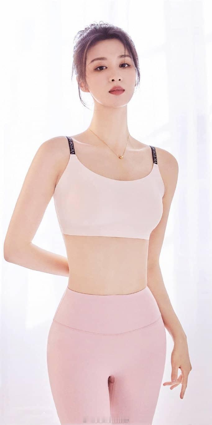 王楚然维密代言大片 ​​​