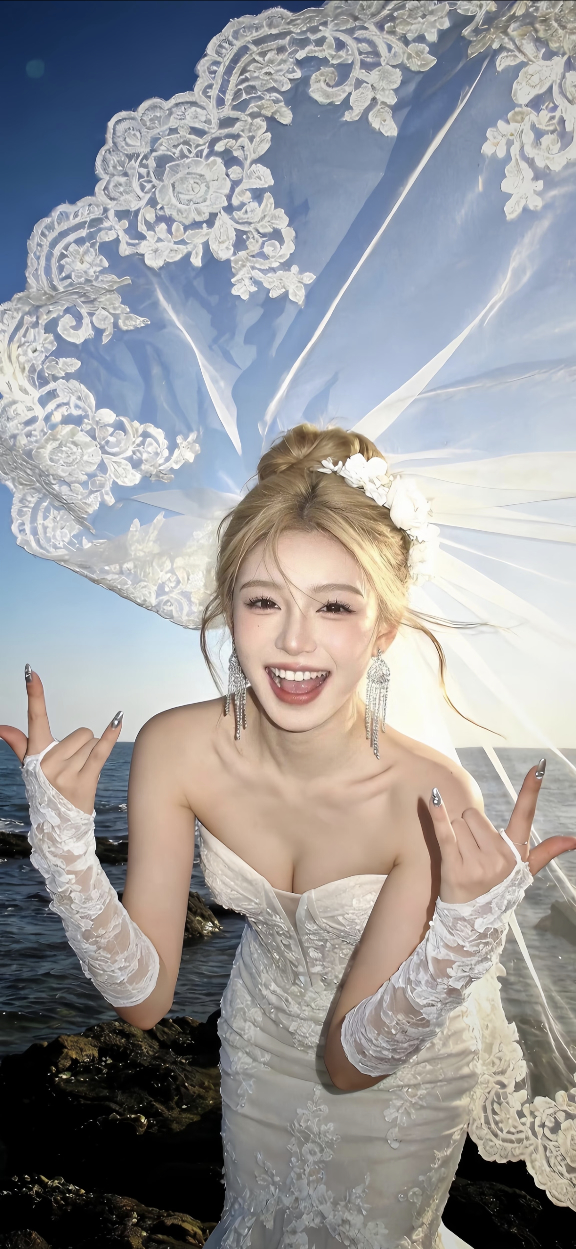 Share |氛围感女生壁纸愿你像夏日的太阳，热烈且明亮  专栏 · 超好看的壁