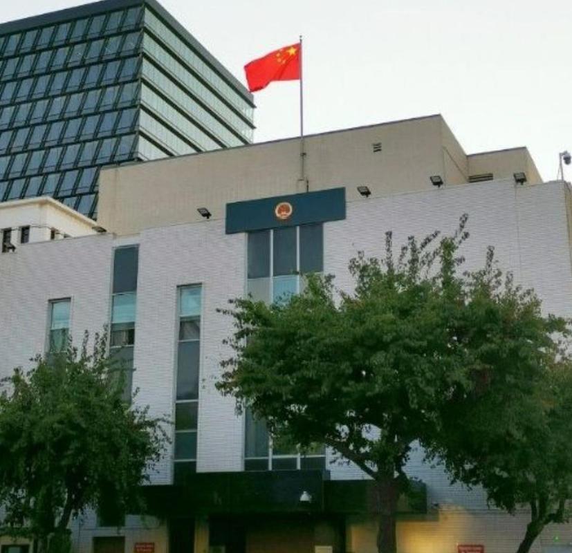 美国驻外使领馆7月29日晚发布所谓旅游安全提醒称：“中国的旅游业监管还不够完善。