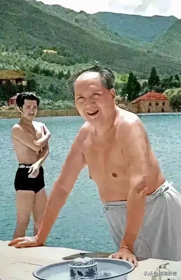 🌊浪遏飞舟，勇立潮头！⚔️🚀🙏敬爱的毛主席，感念您的革命气魄，致敬不朽的真