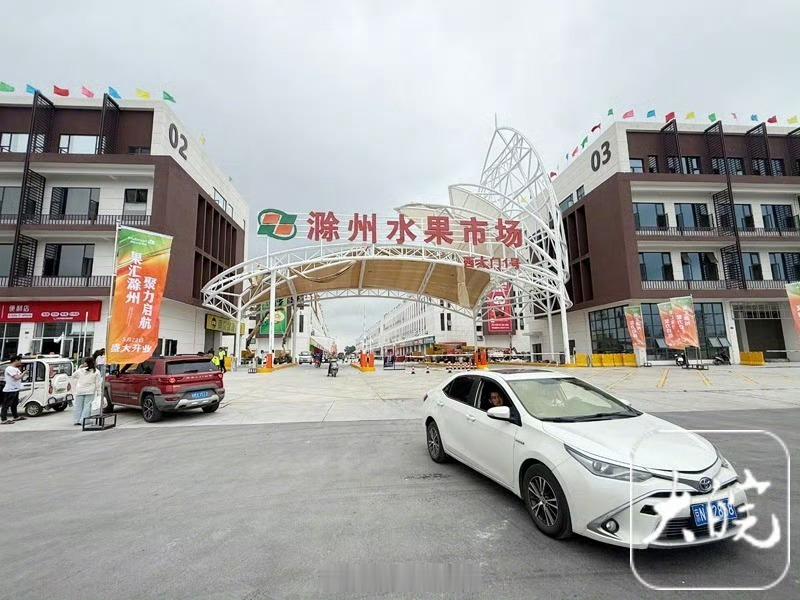 嘉兴市场二选一后滁州30余家商户撤离嘉兴市场被曝二选一操作后，已有超30家商户选