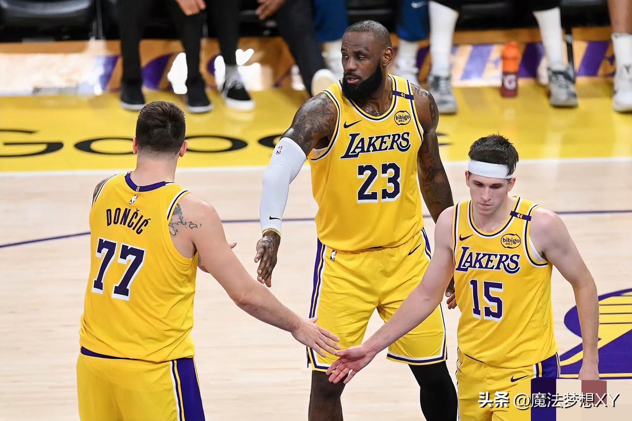 其实大家心里很清楚
就连詹姆斯心里应该也很清楚，
湖人要想守住西部第3一点都
不