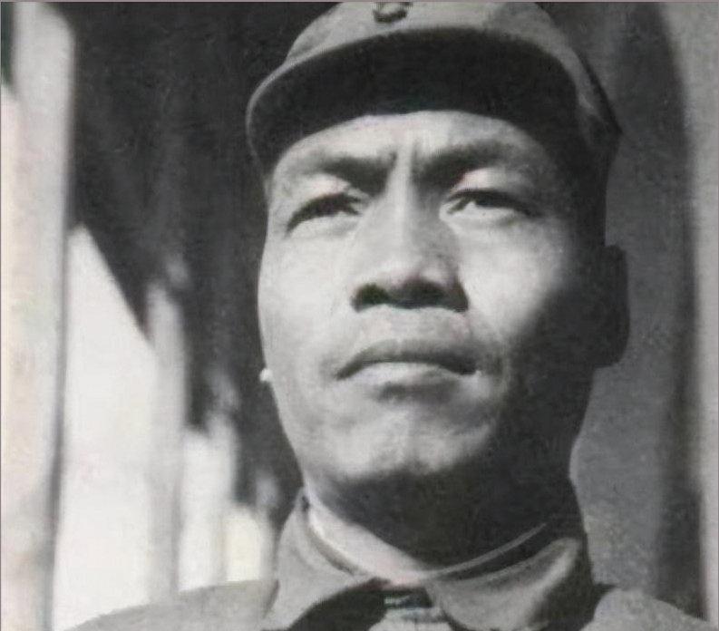 1938年，日军屠杀近200名无枪新兵后撤退，八路军团长黄新廷违令越级要战：输了