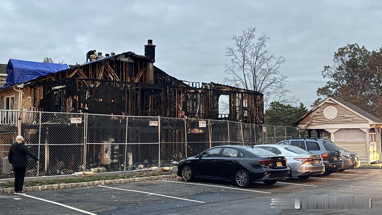 平生第一次离火灾这么近
单位旁边直线距离不到100米的小区失火，当时还刮着大风，