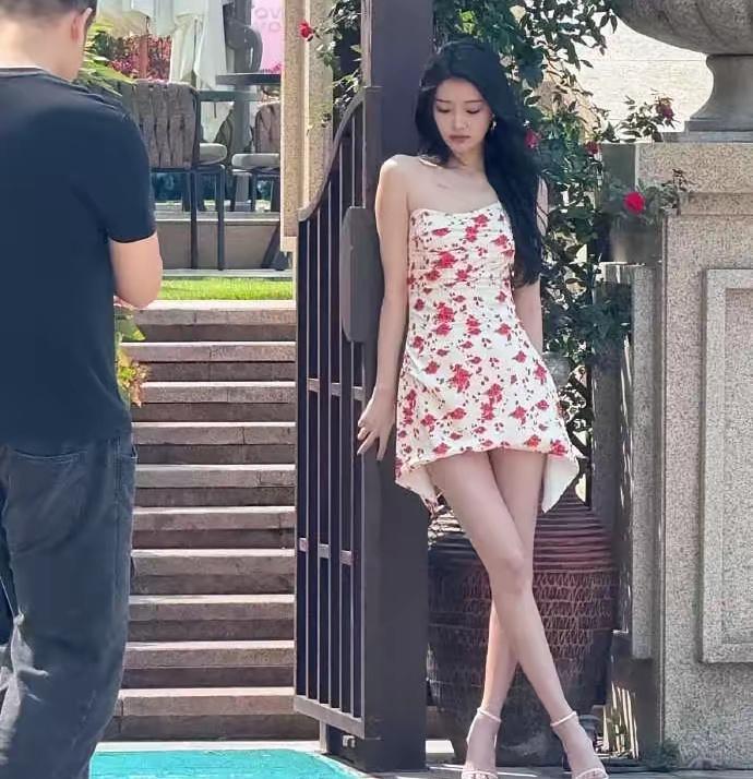 孙怡这大长腿太耐看了，怪不得这么多人喜欢她 ​​​