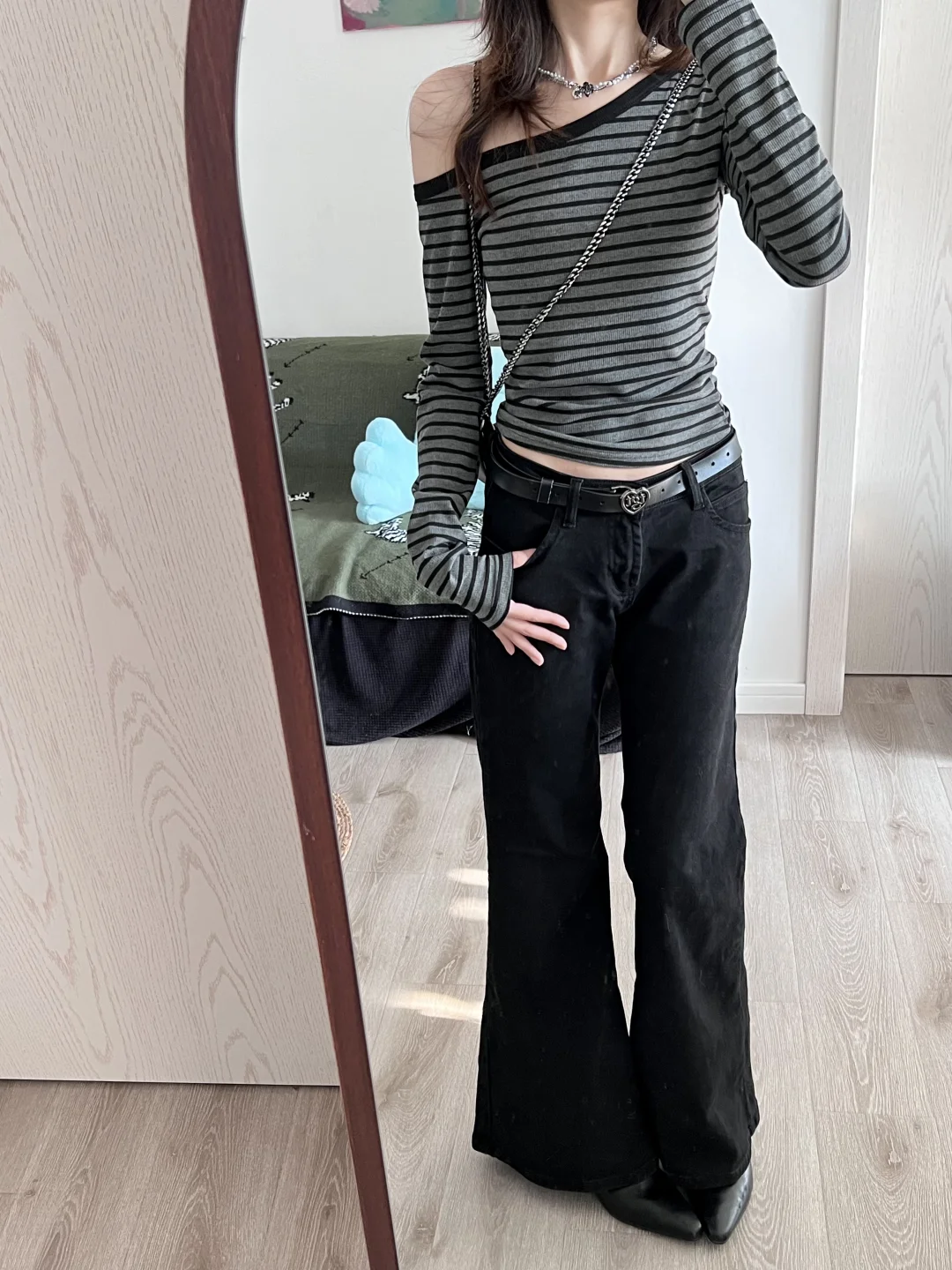 斜肩打底➕阔腿裤▪️