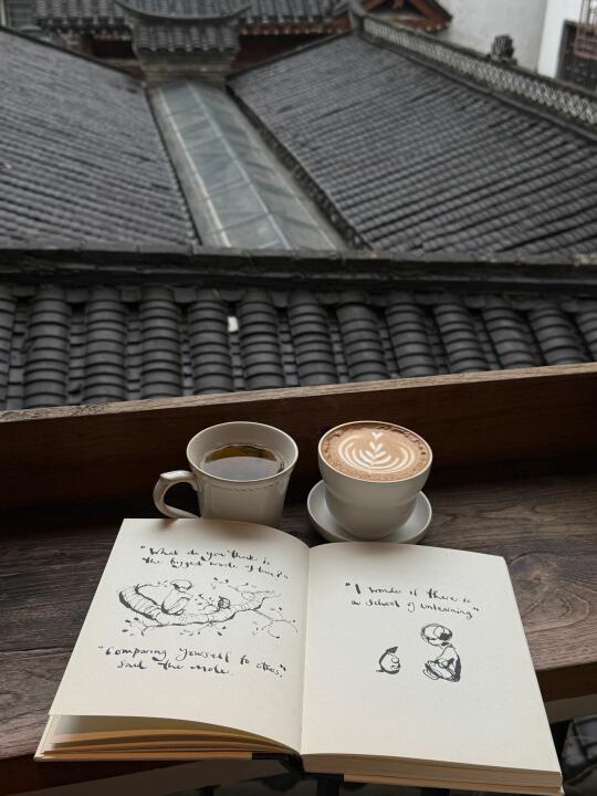 长沙苏家巷子屋顶的浪漫｜瓦片房上喝咖啡☕️