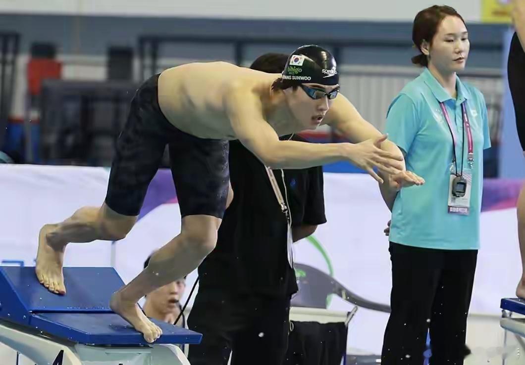 韩国选手破了孙杨亚洲纪录 10月20日，韩国全国体育大会男子200米自由泳决赛，