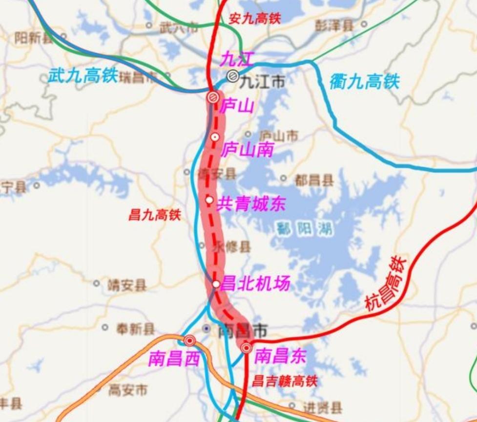 中国铁路进展——昌九高铁（南昌至九江）的铺轨贯通及未来规划体现了交通网络的进一步