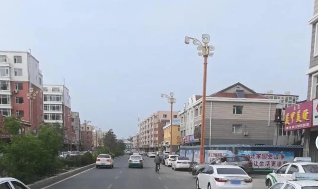 保康县是湖北省西北部的一座城市，是湖北省襄阳市管辖下的一座县城。保康县是一个矿产