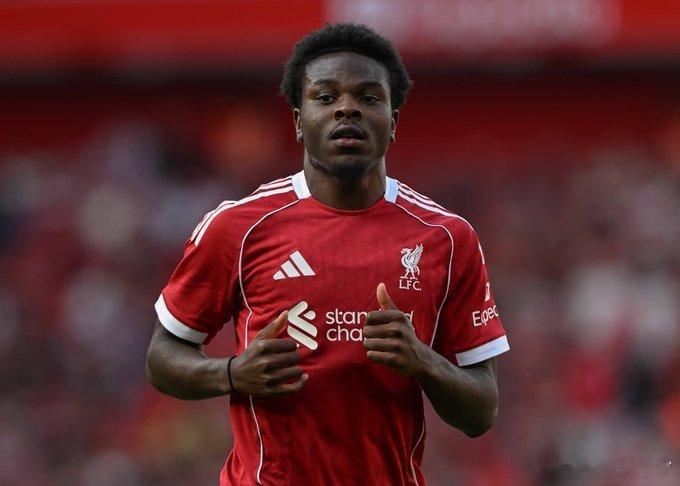 皮尔斯透露来自青训营的 19 岁小将拉基可能会被委以重任，担任中后卫科纳特的伤势