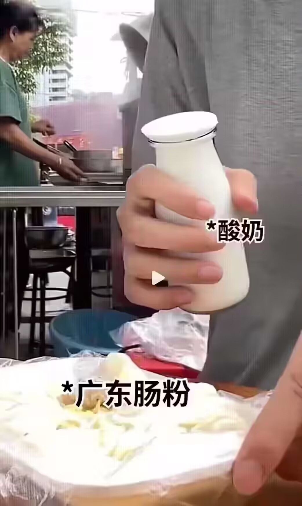我在b站看意大利人吃榴莲披萨吃破防，笑得我肚子疼！榴莲披萨很好吃啊我真是一点都不