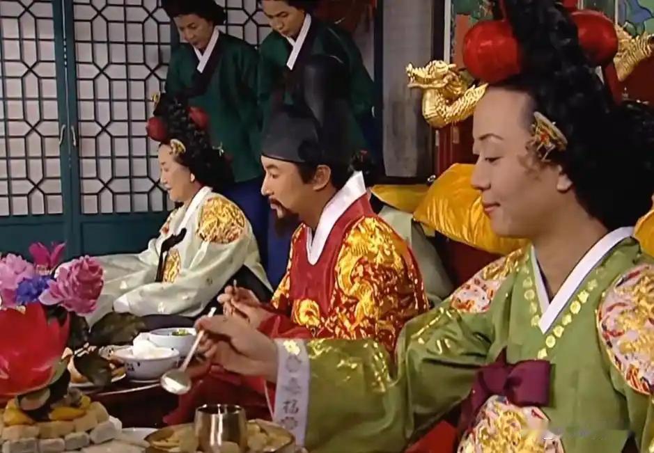 骗了我们二十年：《大长今》里的宫廷美食，大半都是“假的” 