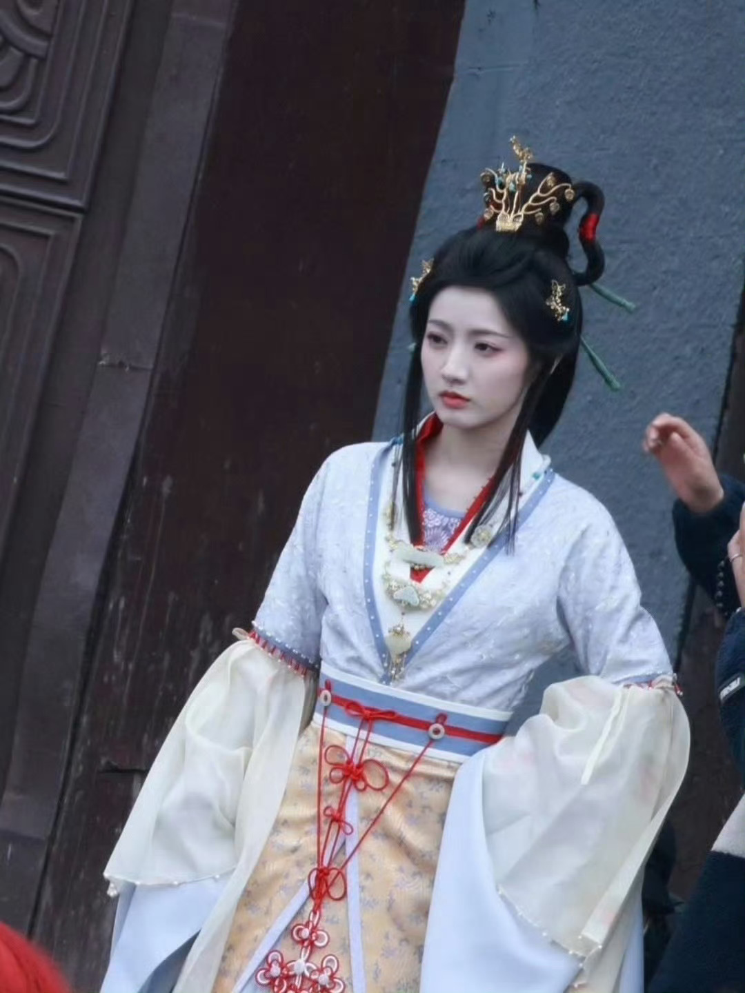 黄羿《归鸾》妆造路透，这套古风妆造好适合她，太美了！ 