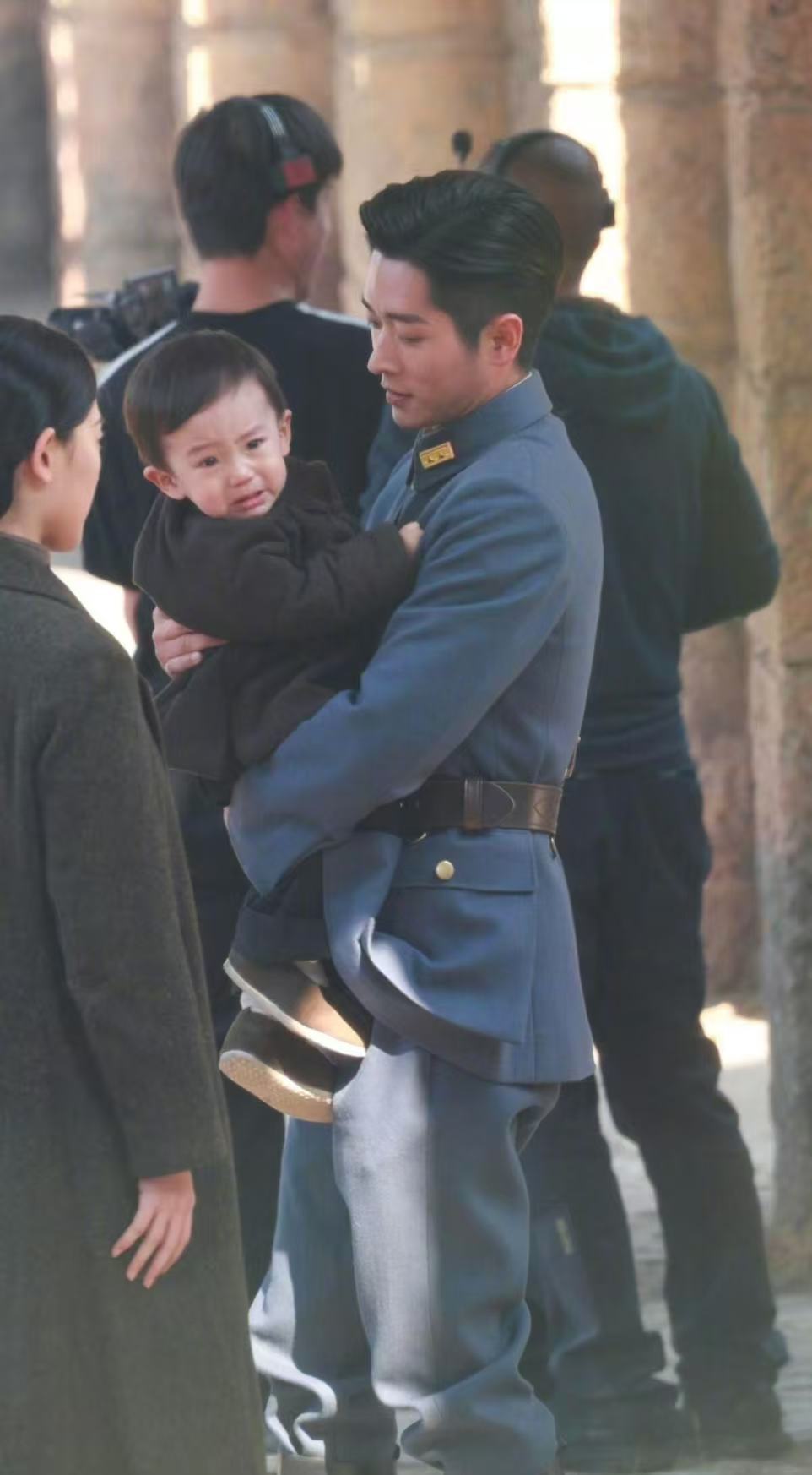 丞磊玉簟秋哄小孩 丞磊完全温柔daddy来着～期待《玉簟秋》！ 