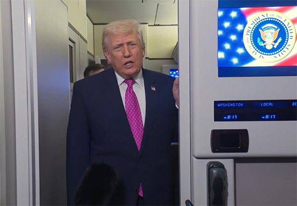 #特朗普自称伊朗政权已更迭遭打脸# 【特朗普声称伊朗已发生“政权更迭”，伊朗副总