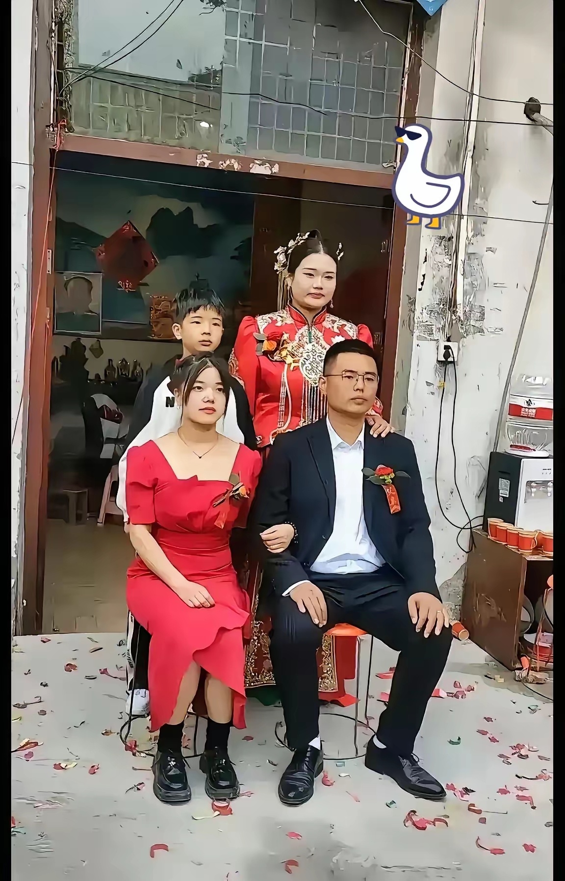 天啊，到底谁是新娘，一头雾水 