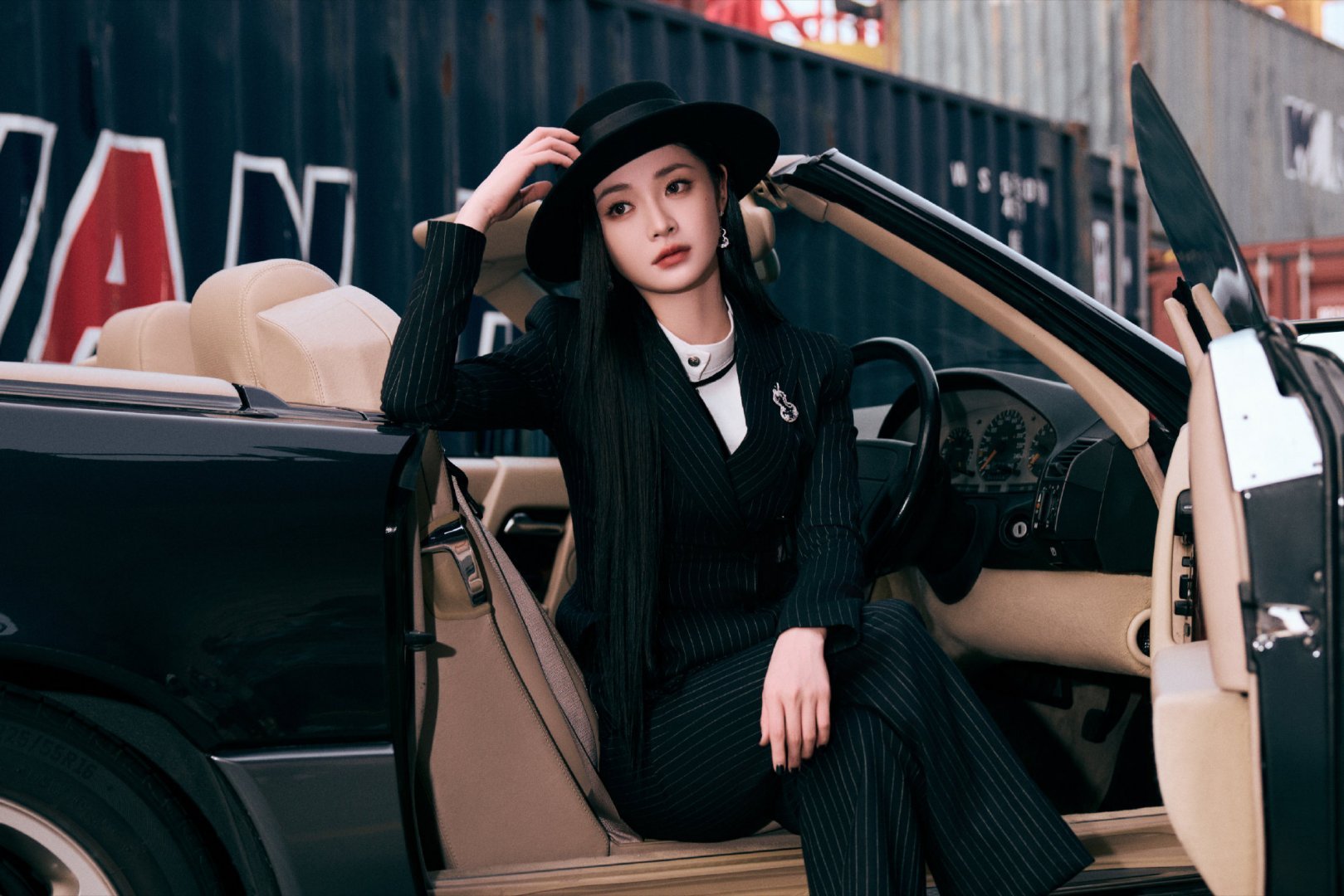 周洁琼今天是谁的新郎 工作暂停⏸我来嫁这个周洁琼👰💍💍💍我要坐姐姐副驾 