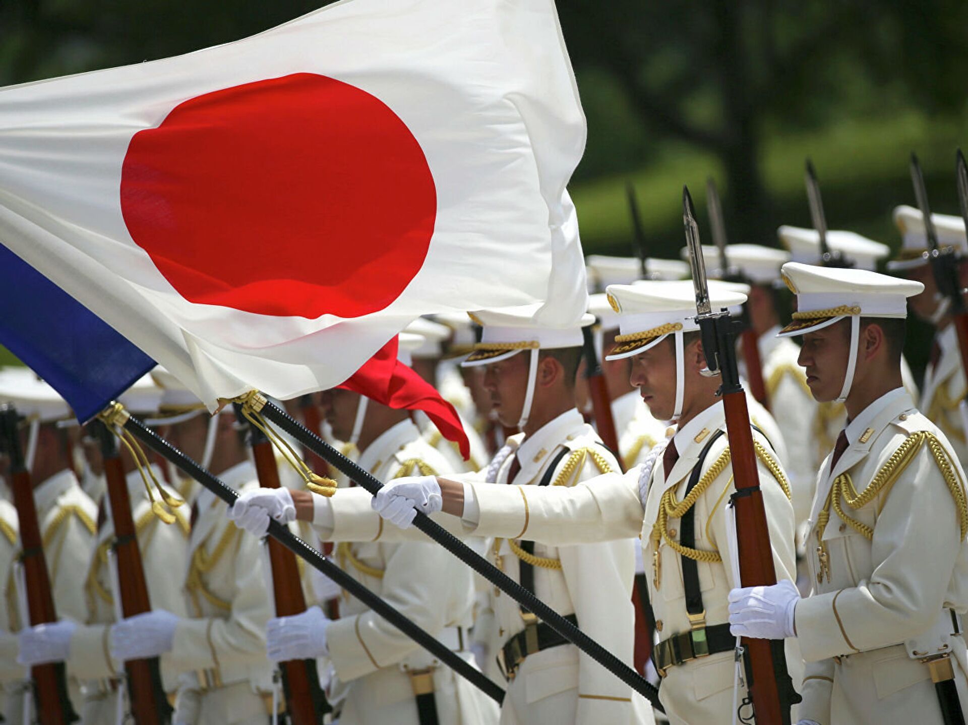 日本政府内部正讨论变更自卫队职衔称谓，计划将现行的独特体系改回旧军队时期的大佐、