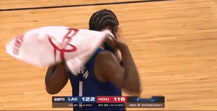 哈哈哈，哈登这是准备叛变了吗？还是以为在做梦[思考][思考][思考]
#哈登披火