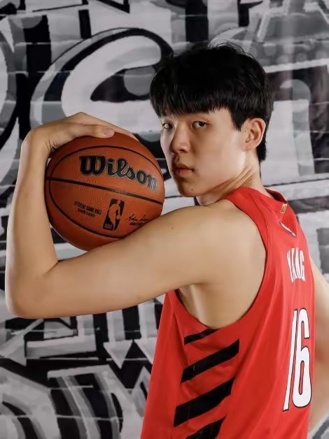 截至目前，杨瀚森nba生涯总得分38分，正式超过了日本后卫河村勇辉的36分。在亚