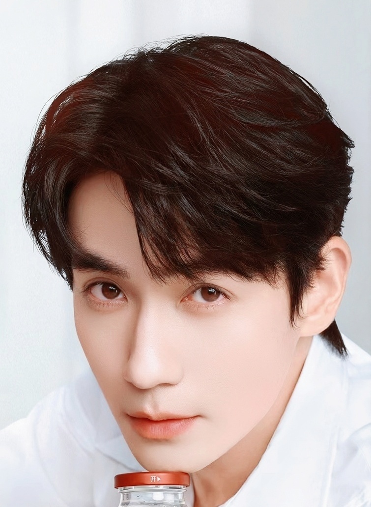 很权威朱一龙