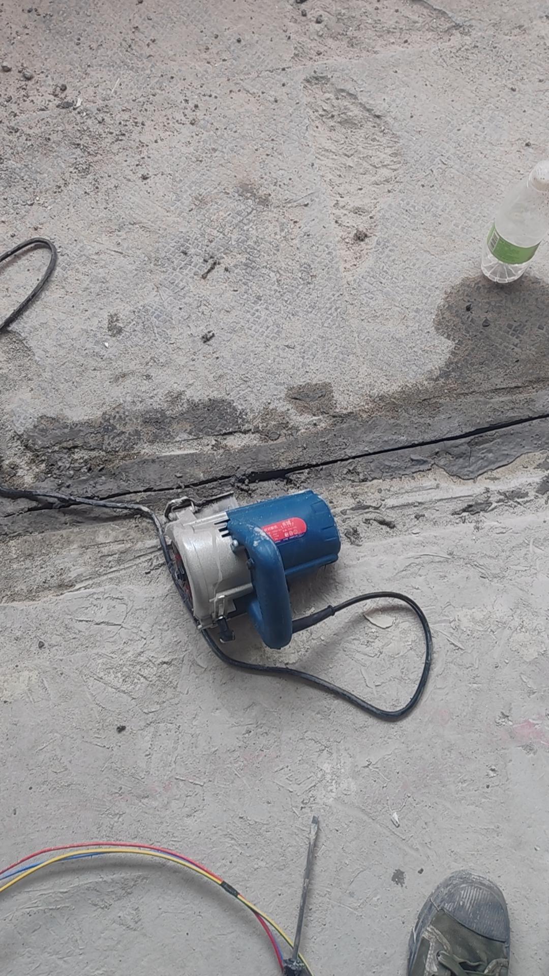 拼夕夕还是可以的！今天接到一个官方电话，询问我找商家退款的事，我说东西买来一直没