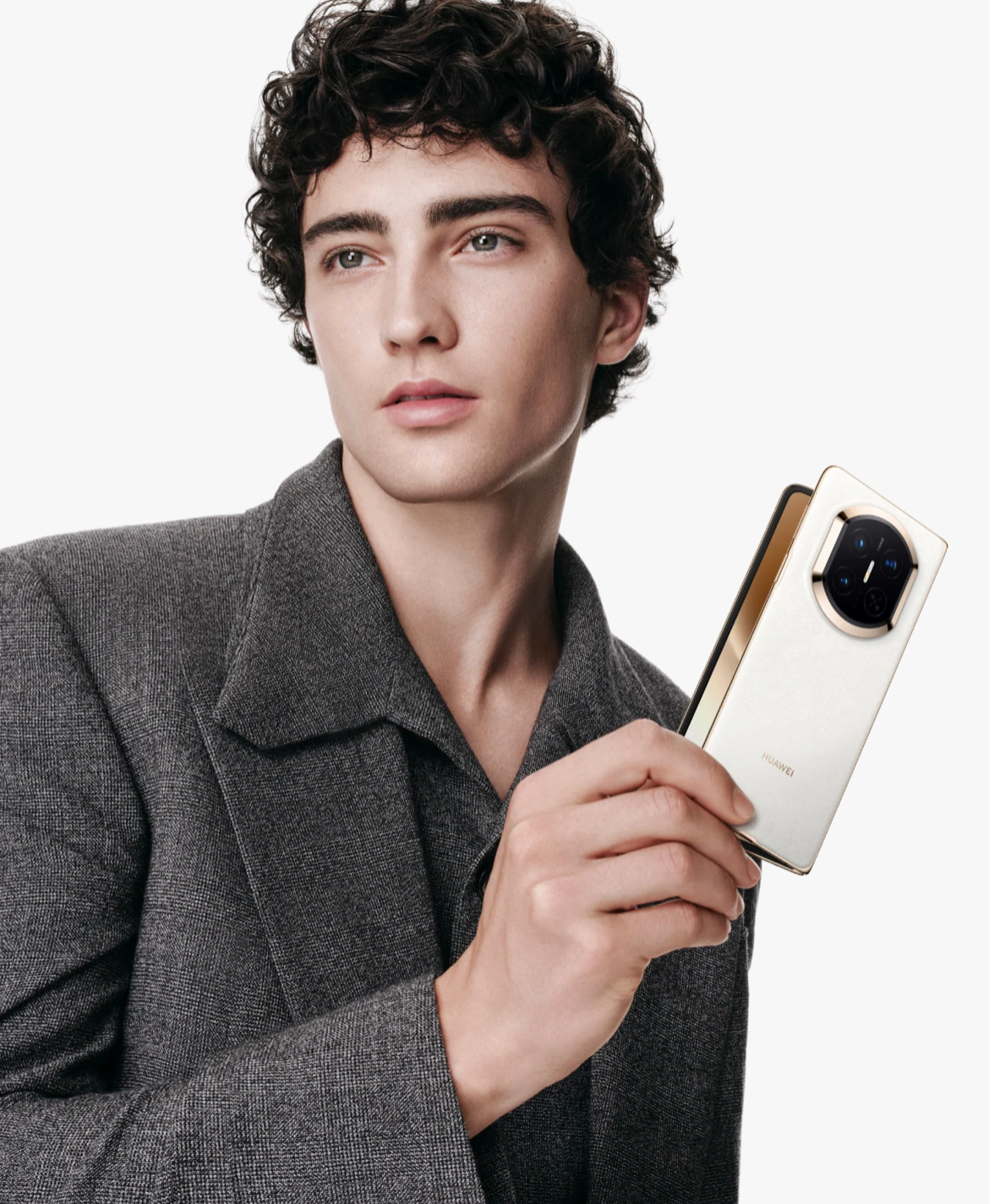 广州偶遇梁伟铿 偶遇梁伟铿广州华为门店探店！和好友边逛边玩新品，上手体验了白色光