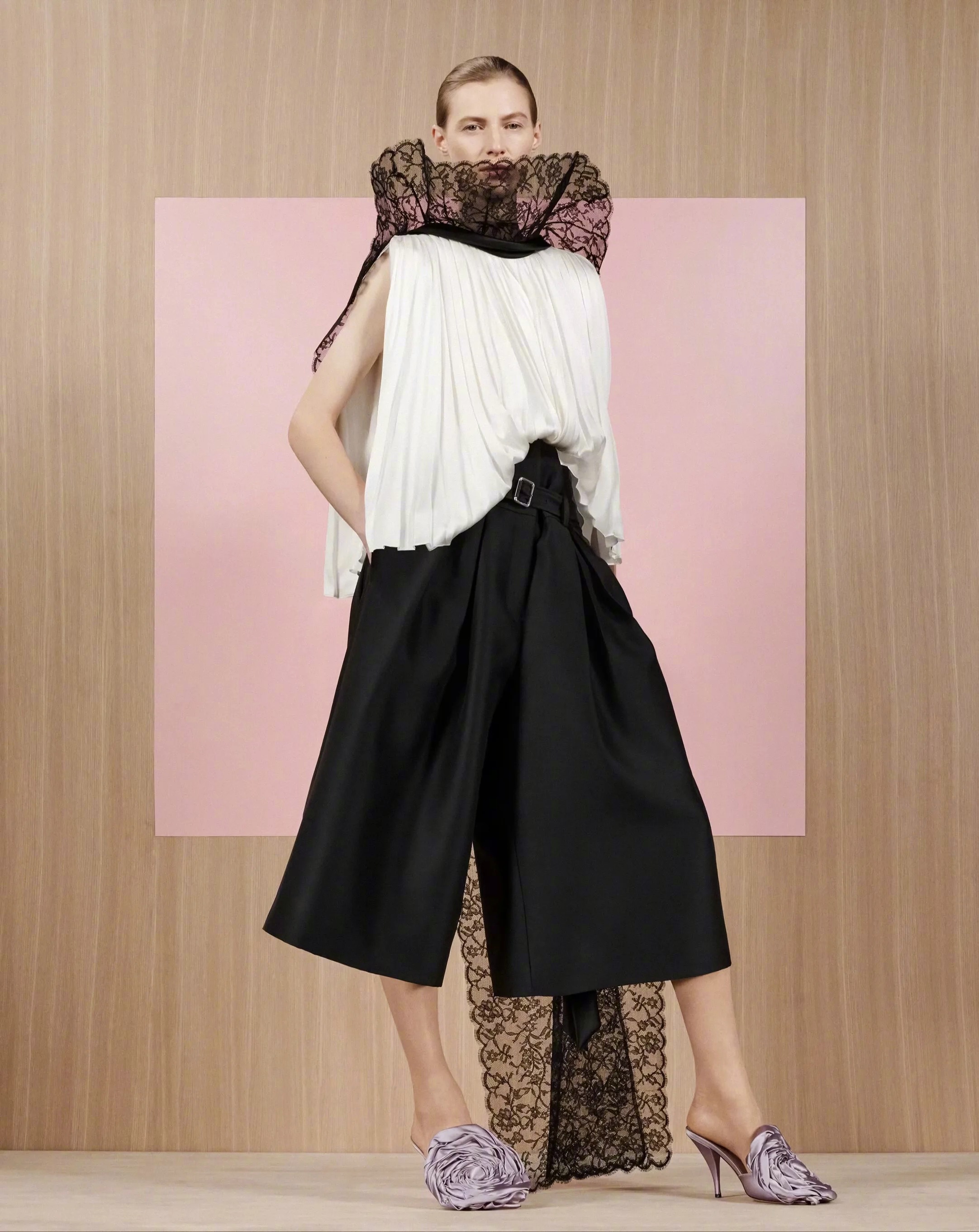 HTSI Financial Times April 2026  超模Julia