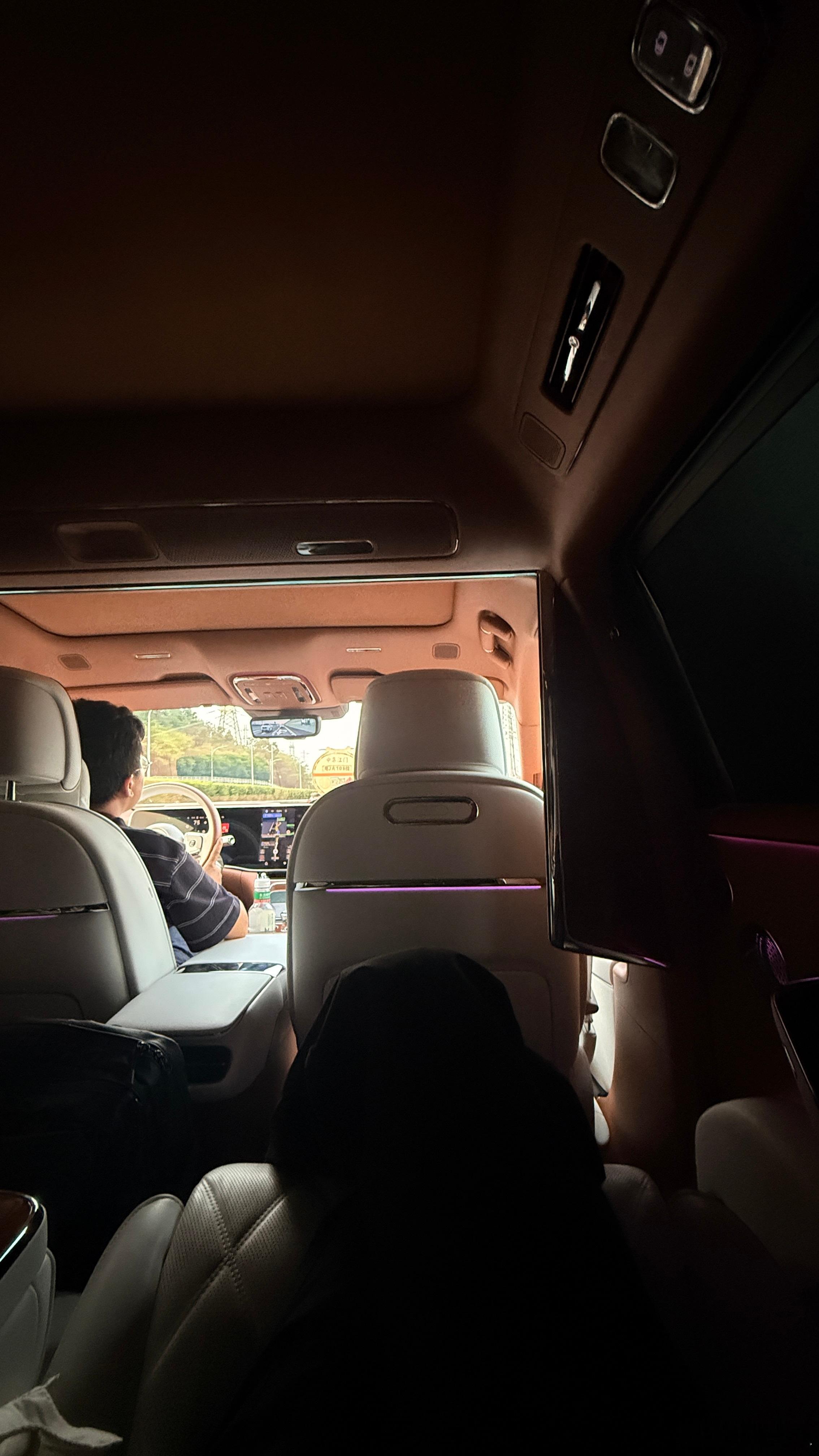 3人珠海回广州🚗换了2位司机我睡了两觉他们是不放心我开车还是不舍得让我开车呀尊